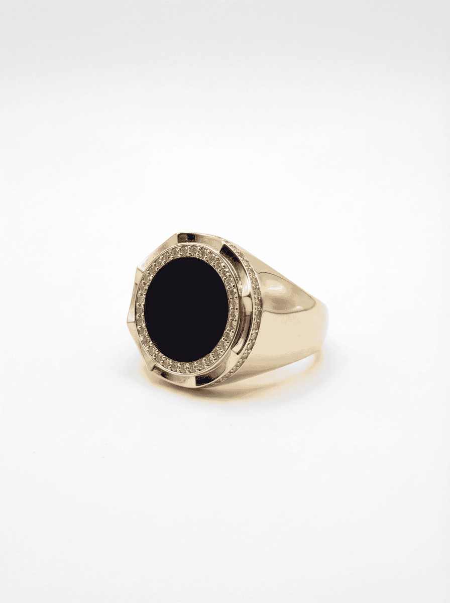 Chevalière plateau ronde avec pierres incrustées et contour effet couronne taille 70 – Or 18 carats (750/1000e)